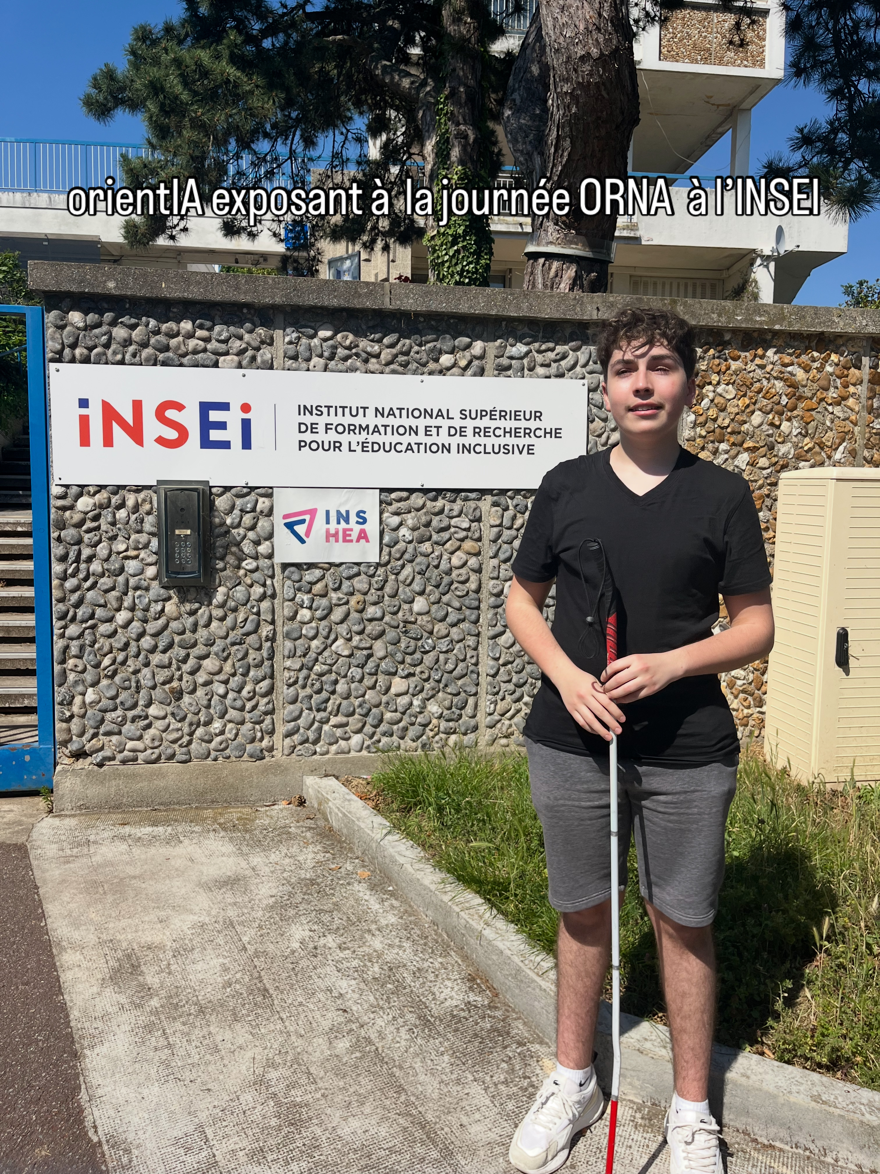 Hugo, co-fondateur d'orientIA, présentant le projet à l'INSEI lors de la journée d'étude de l'ORNA en mai 2026